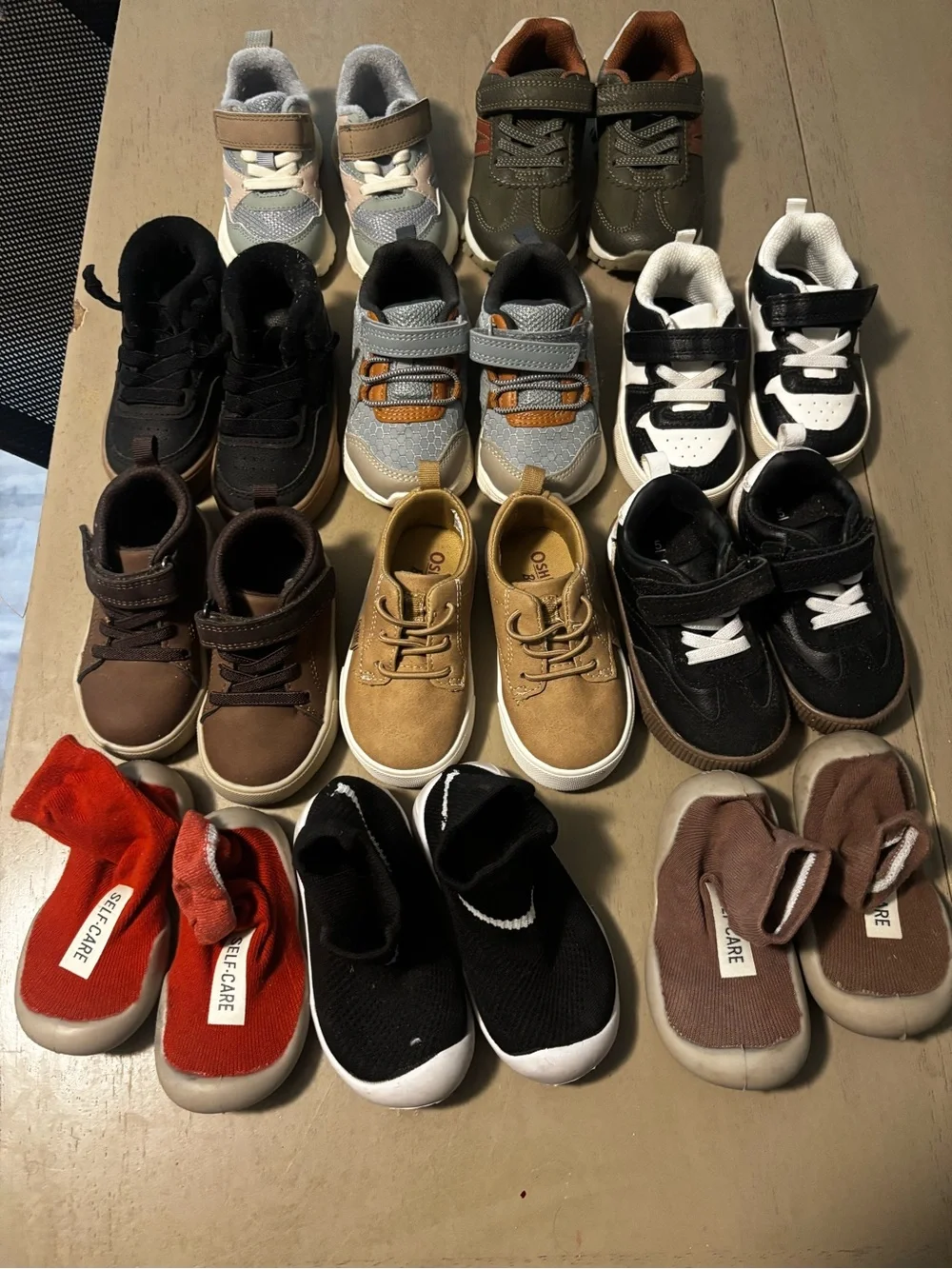 OshKosh & Carter Kids Sneakers Variety. Sizes 5-6